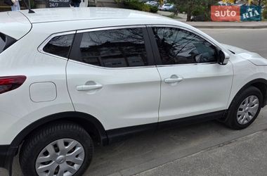 Позашляховик / Кросовер Nissan Qashqai 2018 в Бучі