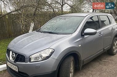Внедорожник / Кроссовер Nissan Qashqai 2012 в Пирятине