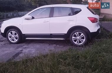 Внедорожник / Кроссовер Nissan Qashqai 2010 в Радехове