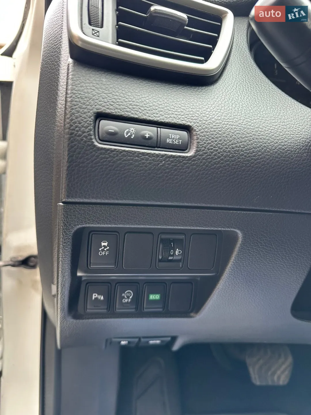 2014 Nissan Qashqai - мініатюра 18