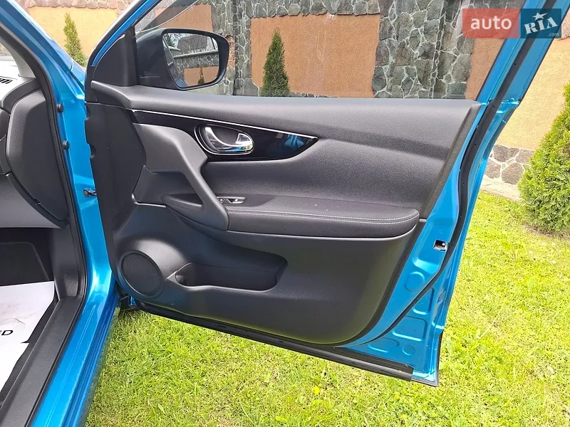 Nissan Qashqai 2017 VIN SJNFBAJ11U2141072 фото оголошення 53 з 102