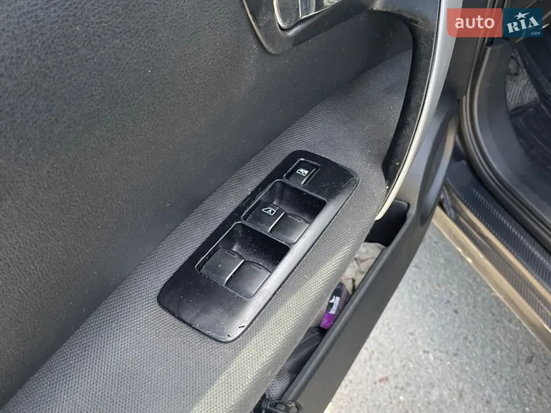 Nissan Qashqai 2008 VIN SJNFCAJ10U1302063 фото оголошення 23 з 69