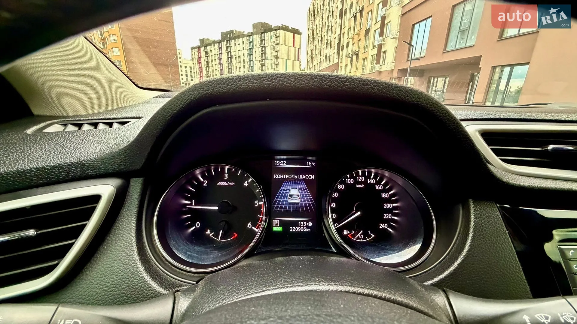 2014 Nissan Qashqai - мініатюра 31