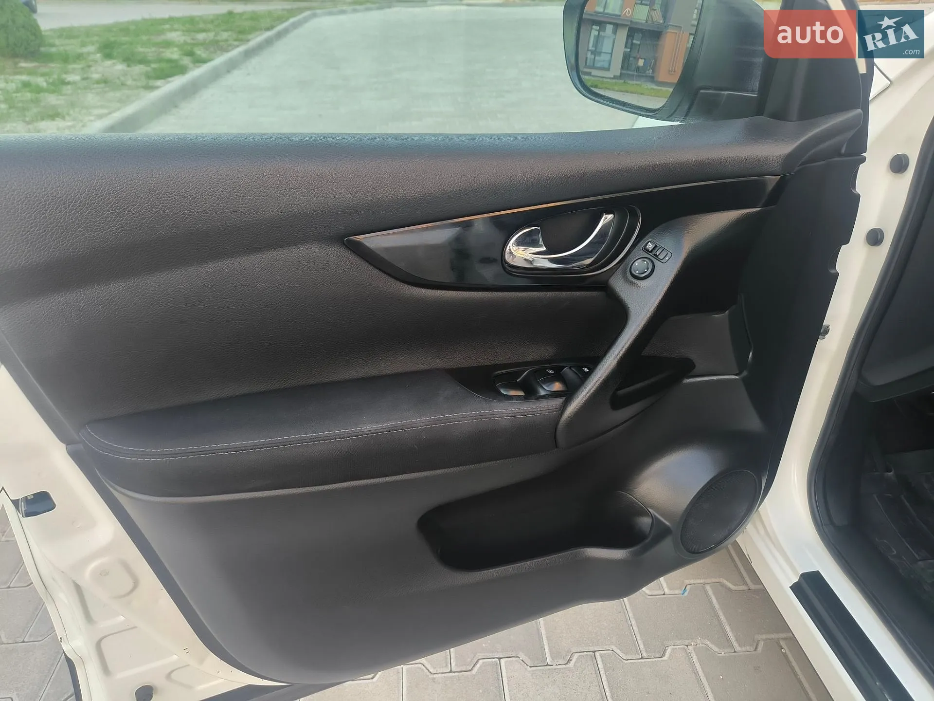 2014 Nissan Qashqai - мініатюра 28