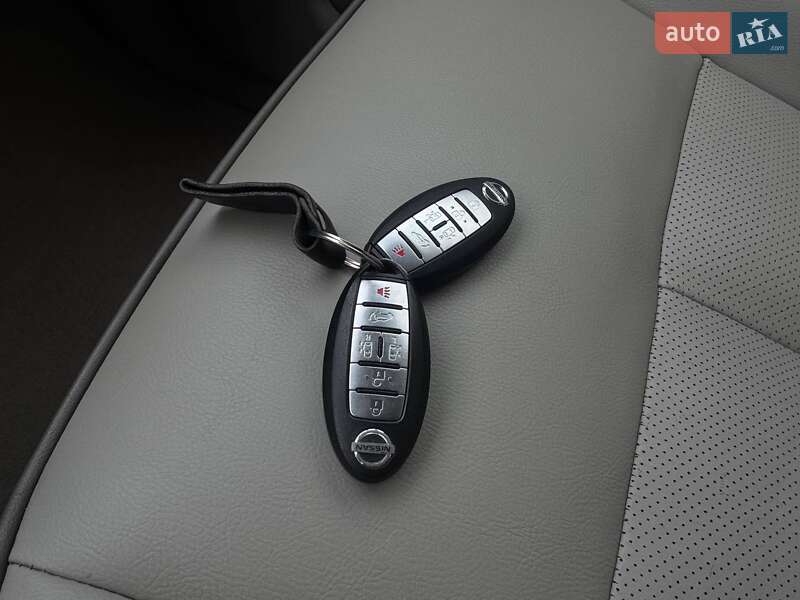 Минивэн Nissan Quest 2015 в Киеве фото 29 Минивэн Nissan Quest 2015 в Киеве