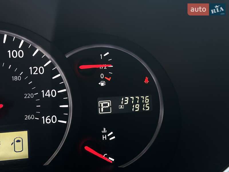 Минивэн Nissan Quest 2015 в Львове фото 21 Минивэн Nissan Quest 2015 в Львове