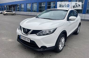 Внедорожник / Кроссовер Nissan Rogue Sport 2018 в Киеве