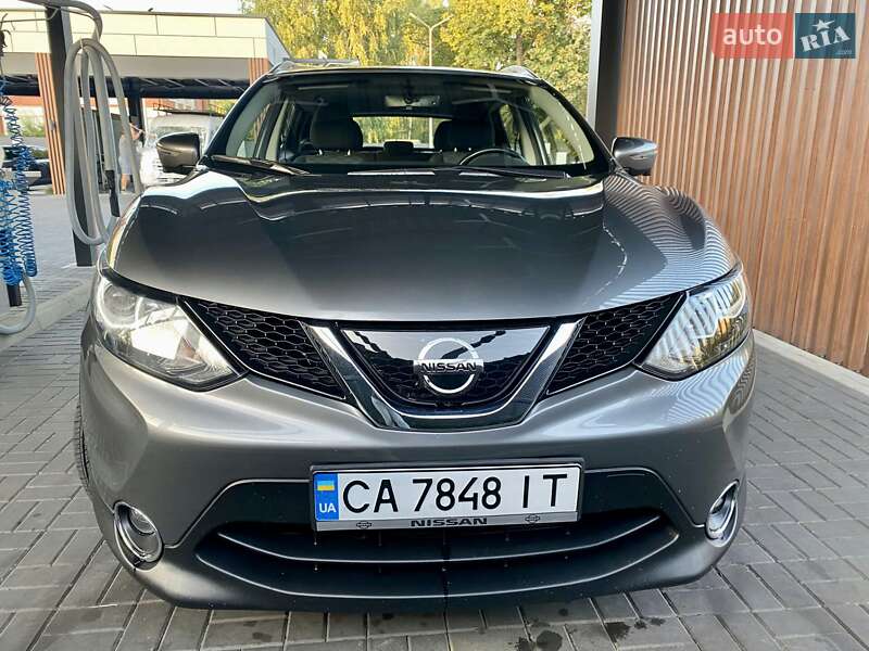 Внедорожник / Кроссовер Nissan Rogue Sport 2018 в Черкассах