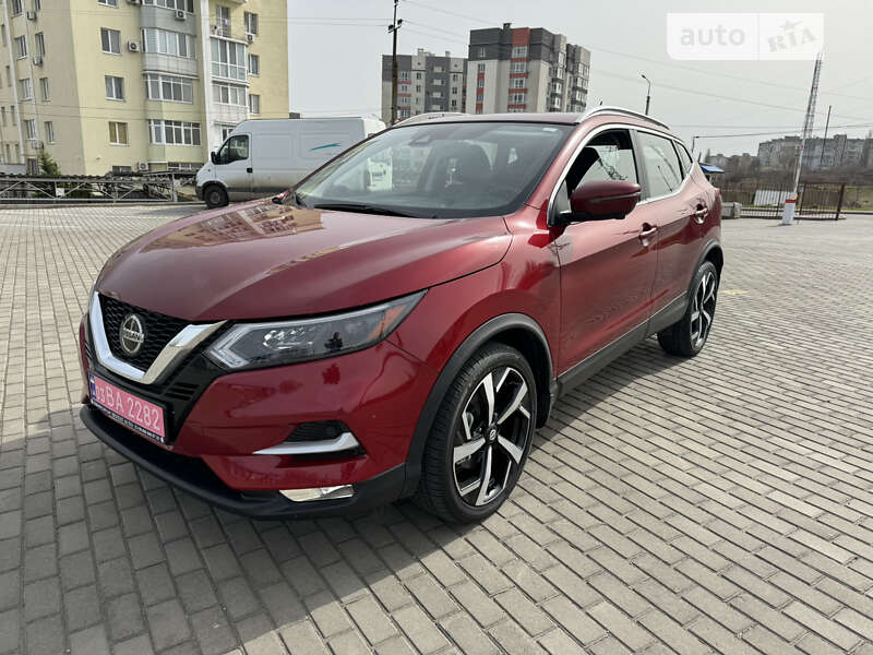 Внедорожник / Кроссовер Nissan Rogue Sport 2019 в Николаеве