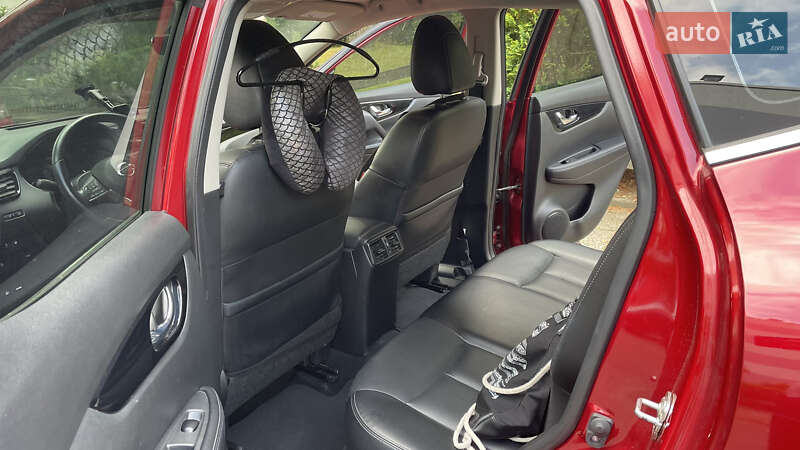 Позашляховик / Кросовер Nissan Rogue Sport 2019 в Одесі