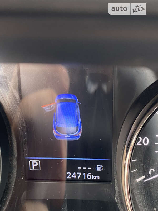 Внедорожник / Кроссовер Nissan Rogue Sport 2020 в Ивано-Франковске