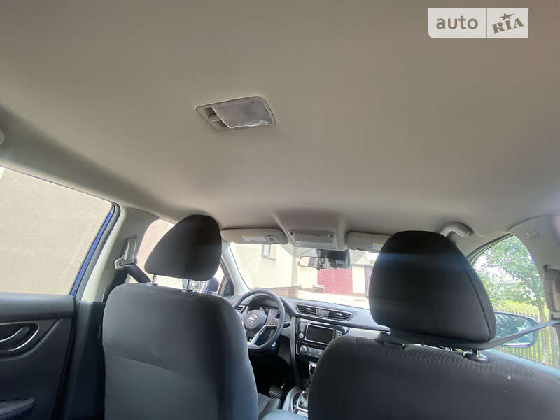 Внедорожник / Кроссовер Nissan Rogue Sport 2020 в Ивано-Франковске