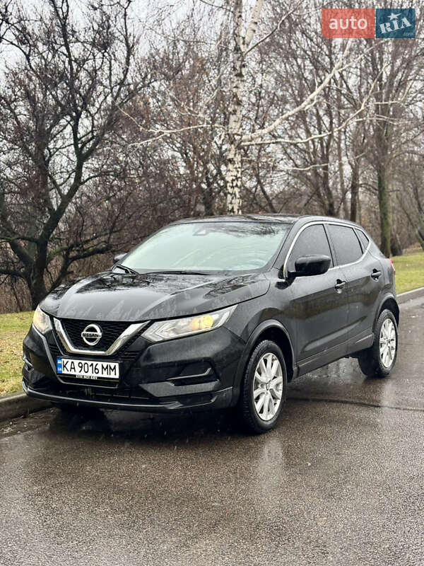 Позашляховик / Кросовер Nissan Rogue Sport 2021 в Києві