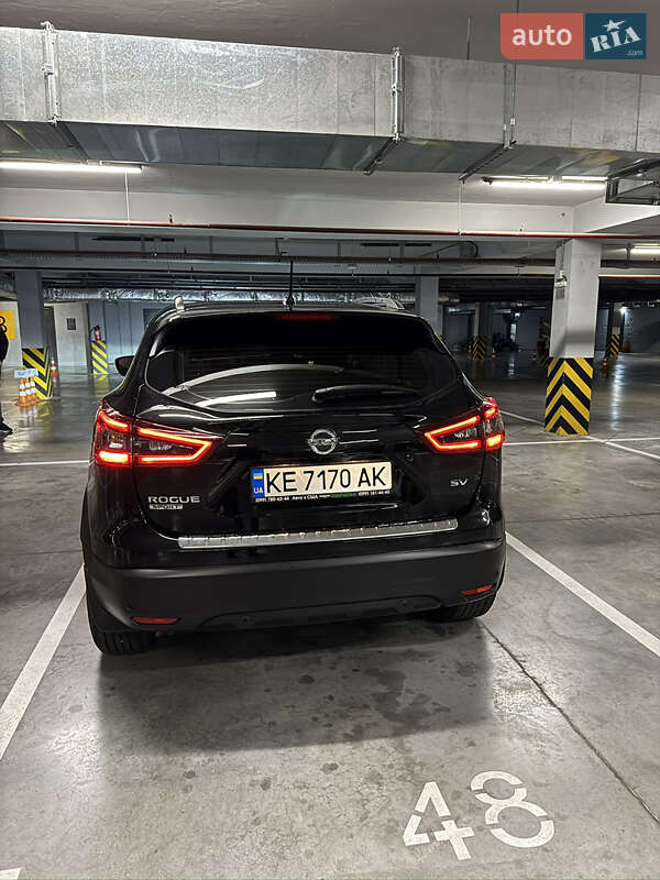 Внедорожник / Кроссовер Nissan Rogue Sport 2021 в Днепре