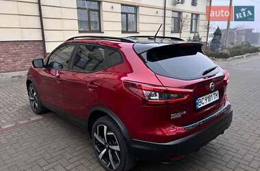 Позашляховик / Кросовер Nissan Rogue Sport 2022 в Львові