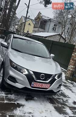 Внедорожник / Кроссовер Nissan Rogue Sport 2021 в Калуше