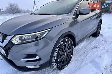 Позашляховик / Кросовер Nissan Rogue Sport 2018 в Львові