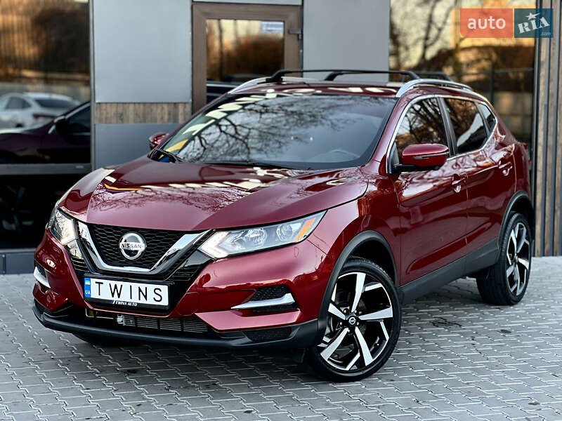 Позашляховик / Кросовер Nissan Rogue Sport 2020 в 