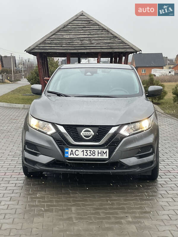 Nissan Rogue Sport 2021