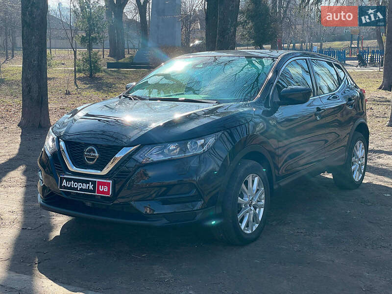 Nissan Rogue Sport 2021