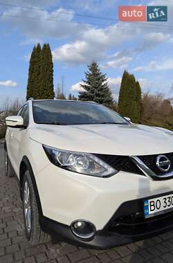 Внедорожник / Кроссовер Nissan Rogue Sport 2017 в Кременце