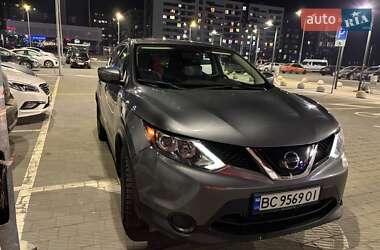 Позашляховик / Кросовер Nissan Rogue Sport 2018 в Львові