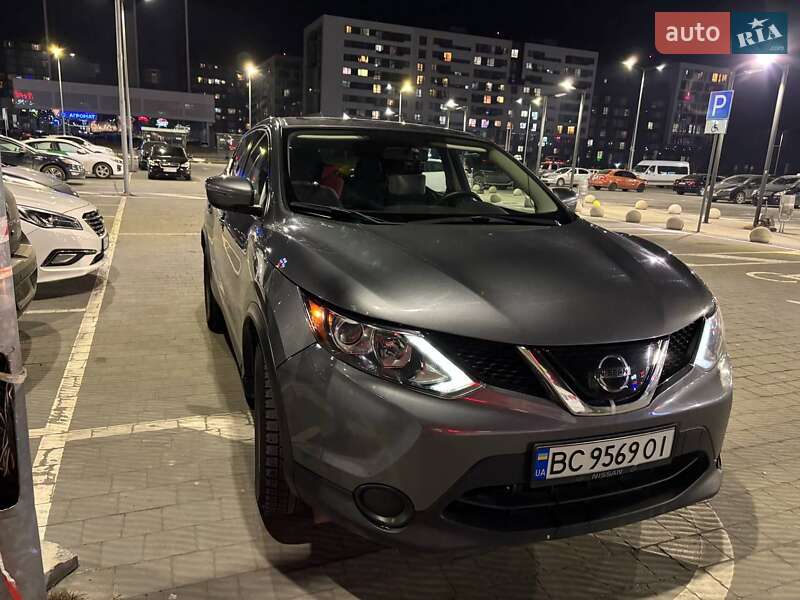 Nissan Rogue Sport 2018