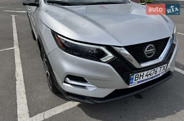 Внедорожник / Кроссовер Nissan Rogue Sport 2022 в 