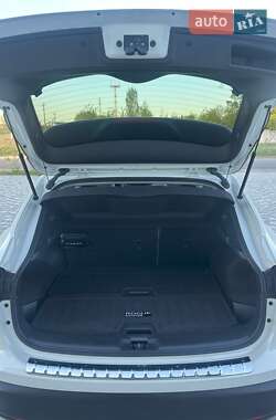 Позашляховик / Кросовер Nissan Rogue Sport 2022 в 