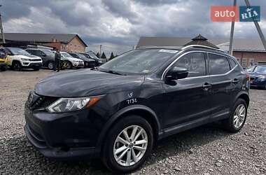 Позашляховик / Кросовер Nissan Rogue Sport 2019 в Луцьку