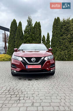 Позашляховик / Кросовер Nissan Rogue Sport 2021 в 