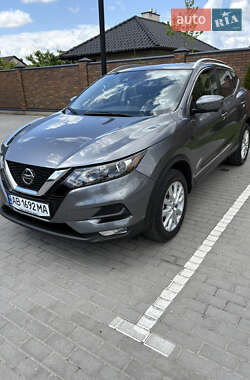 Позашляховик / Кросовер Nissan Rogue Sport 2022 в 