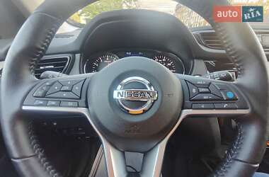 Внедорожник / Кроссовер Nissan Rogue Sport 2022 в 