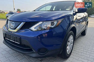 Внедорожник / Кроссовер Nissan Rogue Sport 2019 в 