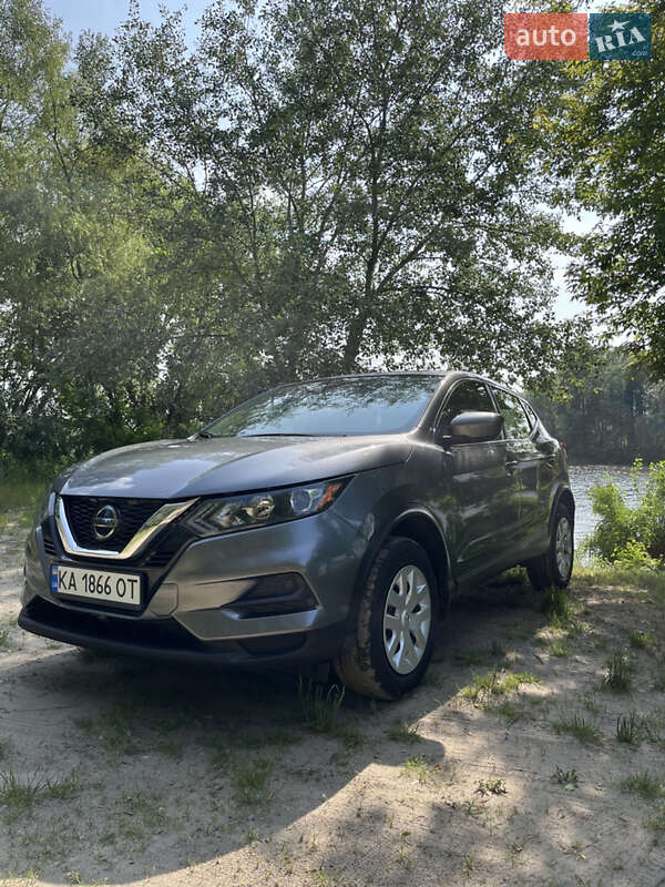 Nissan Rogue Sport 2020
