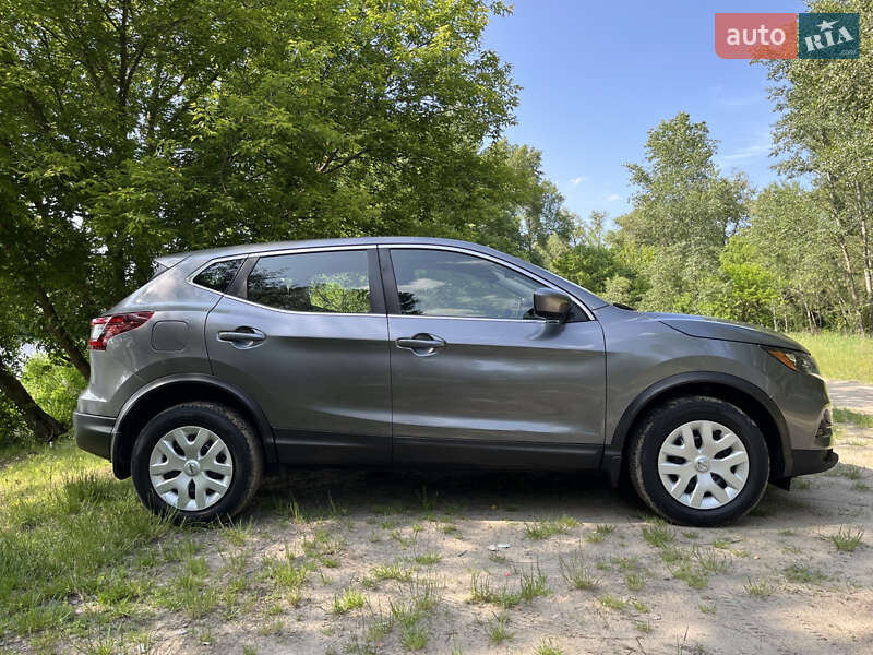Позашляховик / Кросовер Nissan Rogue Sport 2020 в Києві