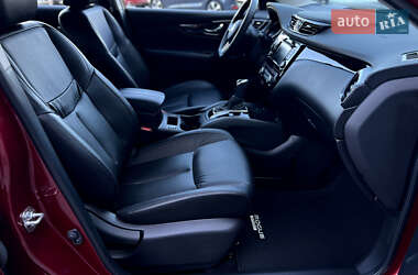Внедорожник / Кроссовер Nissan Rogue Sport 2022 в 
