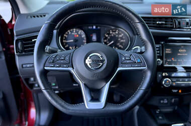 Внедорожник / Кроссовер Nissan Rogue Sport 2022 в 