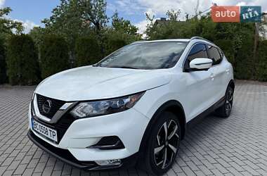 Позашляховик / Кросовер Nissan Rogue Sport 2020 в Львові