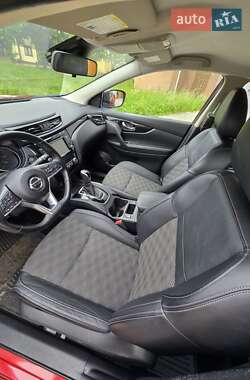 Внедорожник / Кроссовер Nissan Rogue Sport 2021 в 