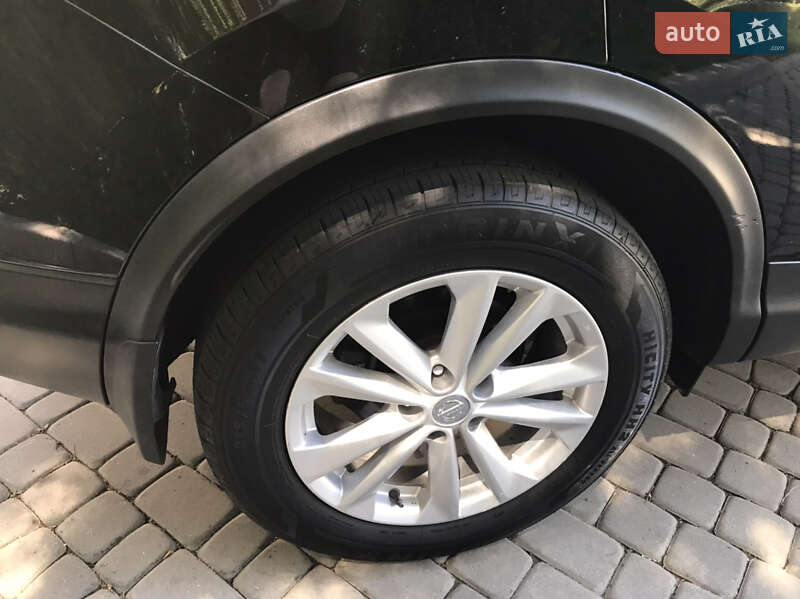 Позашляховик / Кросовер Nissan Rogue Sport 2018 в Сумах