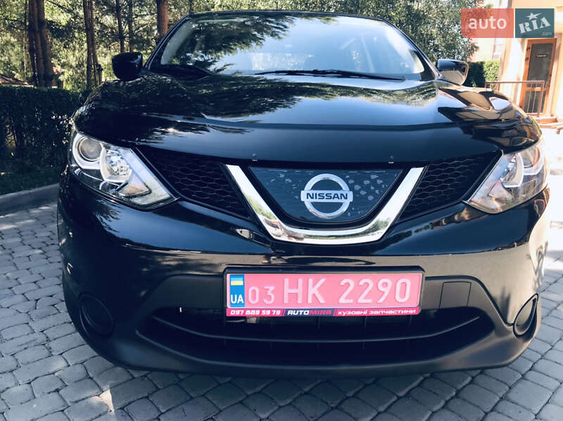 Позашляховик / Кросовер Nissan Rogue Sport 2018 в Сумах