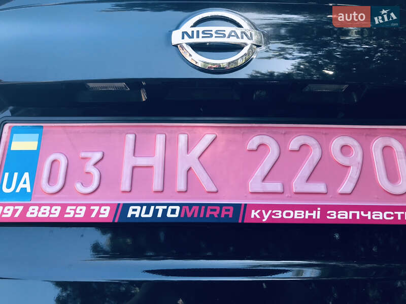 Позашляховик / Кросовер Nissan Rogue Sport 2018 в Сумах