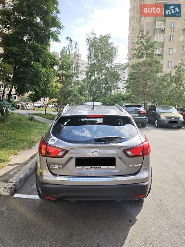 Внедорожник / Кроссовер Nissan Rogue Sport 2019 в Киеве