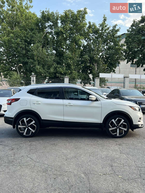 Позашляховик / Кросовер Nissan Rogue Sport 2020 в Одесі
