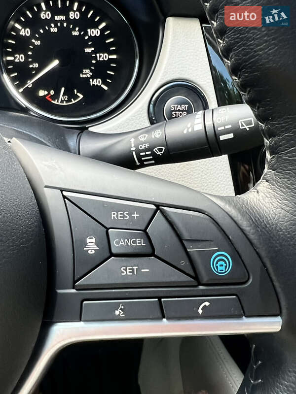 Позашляховик / Кросовер Nissan Rogue Sport 2020 в Одесі