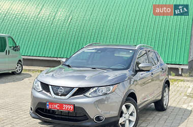 Внедорожник / Кроссовер Nissan Rogue Sport 2017 в Ковеле
