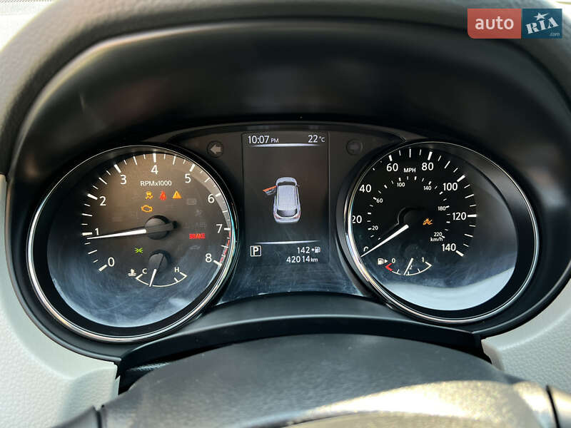 Внедорожник / Кроссовер Nissan Rogue Sport 2018 в Умани