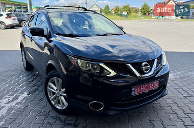 Позашляховик / Кросовер Nissan Rogue Sport 2017 в Кам'янець-Подільському