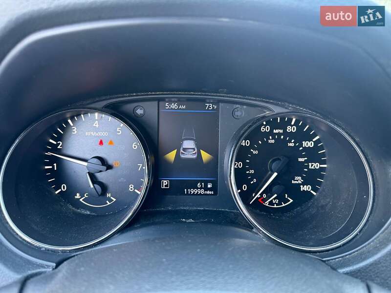 Внедорожник / Кроссовер Nissan Rogue Sport 2019 в Луцке